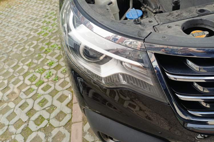 Used Kia Sportage R 2019 2.0L Automatic Smart Luxury Edition Right Front Headlight