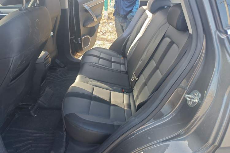 Used Geely Auto Coolray 2023 1.5T DCT Platinum Edition