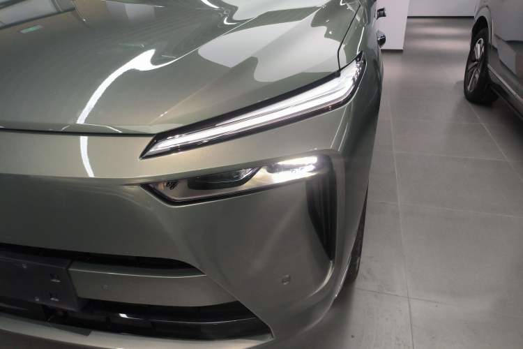 Used Wey Lanshan 2025 Four-Wheel Drive Ultra Left Front Headlight