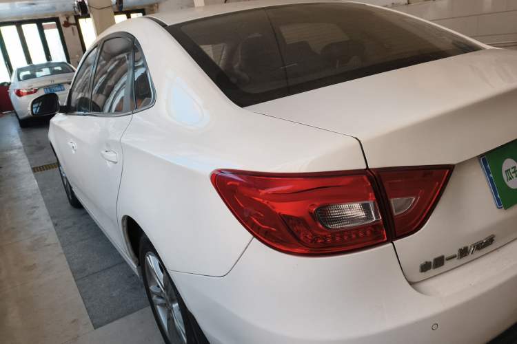 Used Bestune B30 2017 1.6L Manual Luxury Edition