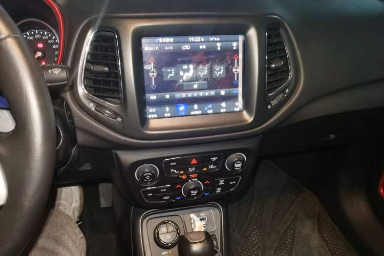 Used Jeep Compass 2017 200TS Automatic High-Performance All-Wheel Drive Edition
