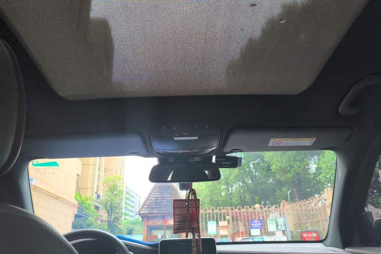 Used Mercedes-Benz GLC 2019 Facelift GLC 260 L 4MATIC Luxury Model Headliner