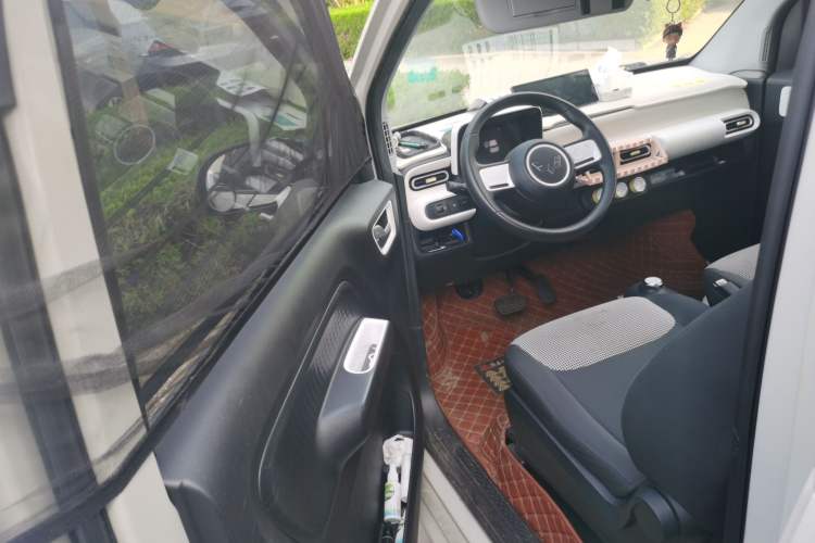 Used Wuling Hongguang MINIEV 2024 3rd Generation 215km Youth Edition