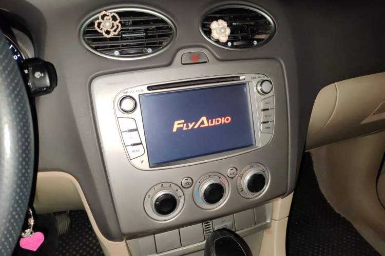 Used Ford Focus 2011 Hatchback 1.8L Automatic Fashion Edition