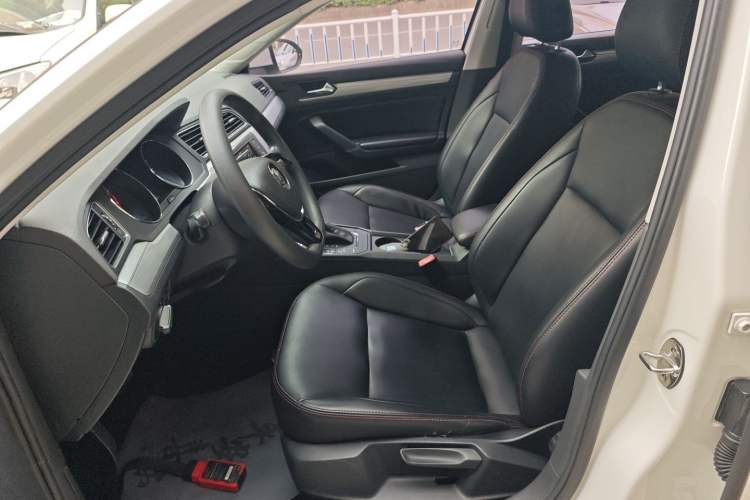 Used Volkswagen Lamando 2018 230TSI DSG Fashion Edition