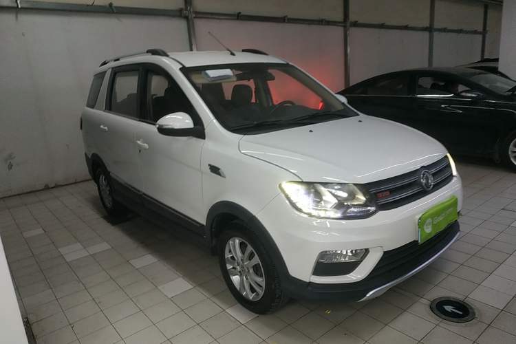 Used Dongfeng Fengon 370 2016 1.5L Manual Luxury 7-Seater