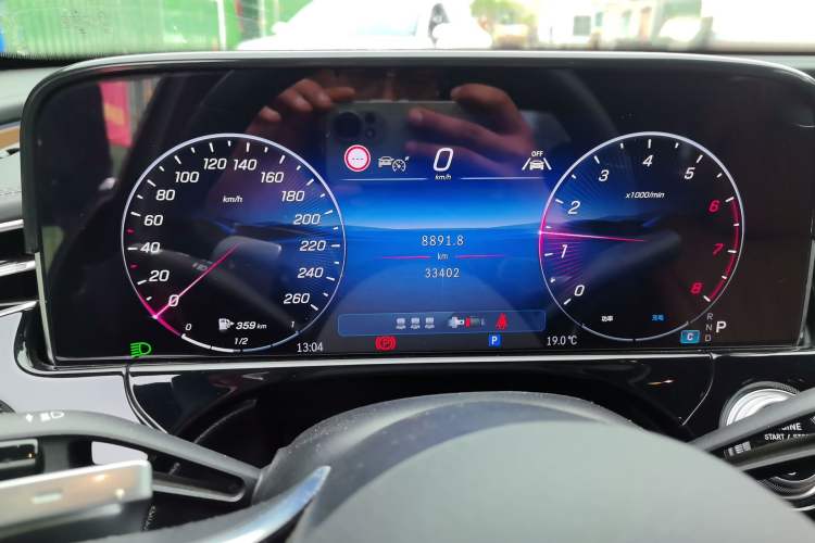 Used Mercedes-Benz E-Class 2024 E 300 L Luxury Model Instrument Cluster