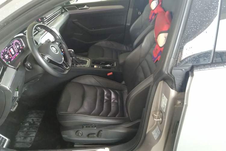 Used Volkswagen FAW-Volkswagen CC 2020 330TSI Glamour Edition China VI Standard Left Front Seat