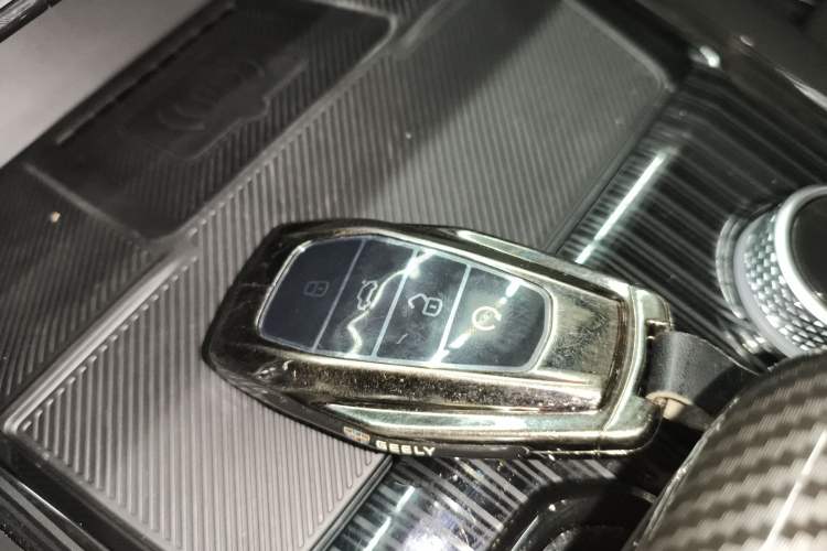 Used Geely Auto Monjaro L 2024 2.0TD High-Power Automatic Two-Wheel Drive Skyline Edition Interior 1