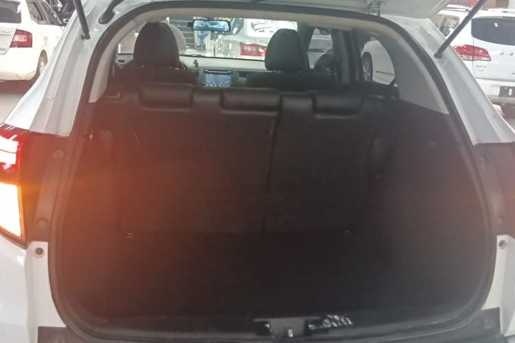 Used Honda Vezel 2015 1.8L CVT 2WD Luxury Model