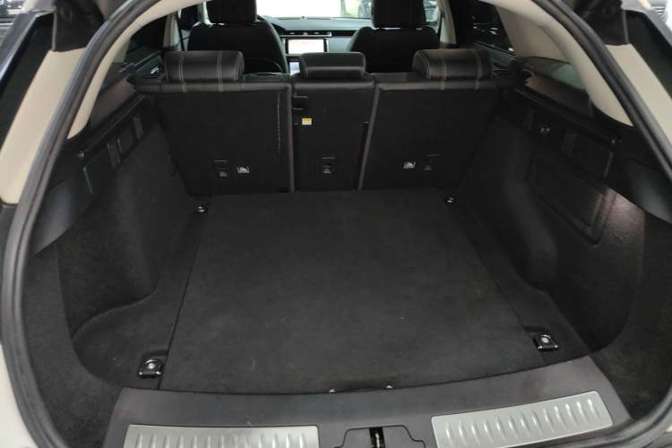 Used Land Rover Range Velar 2017 P250 S
