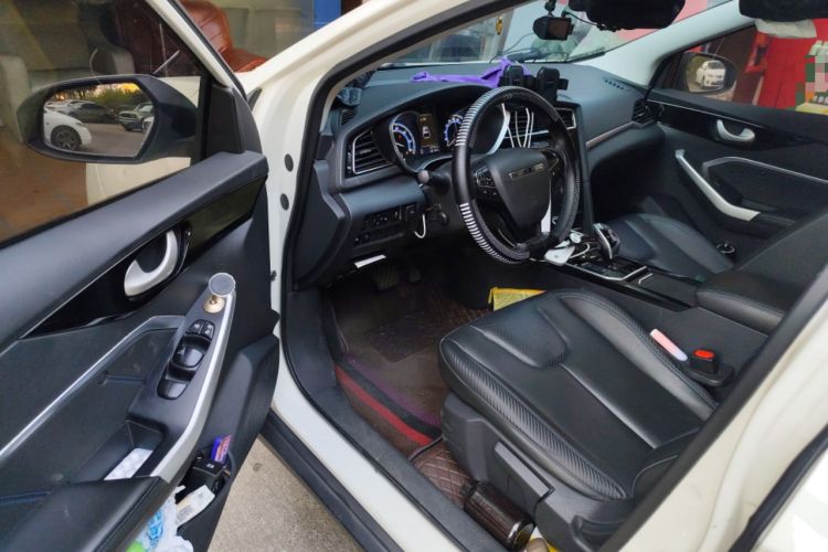 Used Venucia Venucia D60EV 2022 Standard Range T3