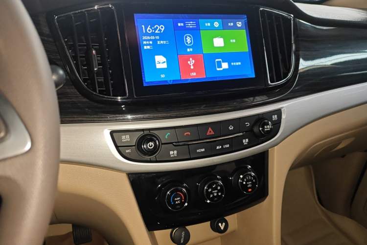 Used Baojun 730 2016 1.5L Manual Comfort Version 7 Seats China V Emission Standard