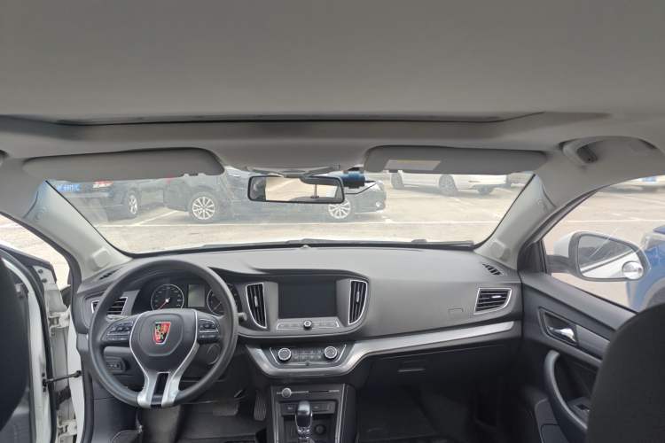 Used Roewe 360 2018 PLUS 1.5L Automatic Luxury Edition
