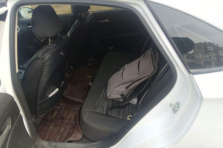 Used Chevrolet Monza 2019 Redline 320T Dual-Clutch Joyful Edition China VI Standard