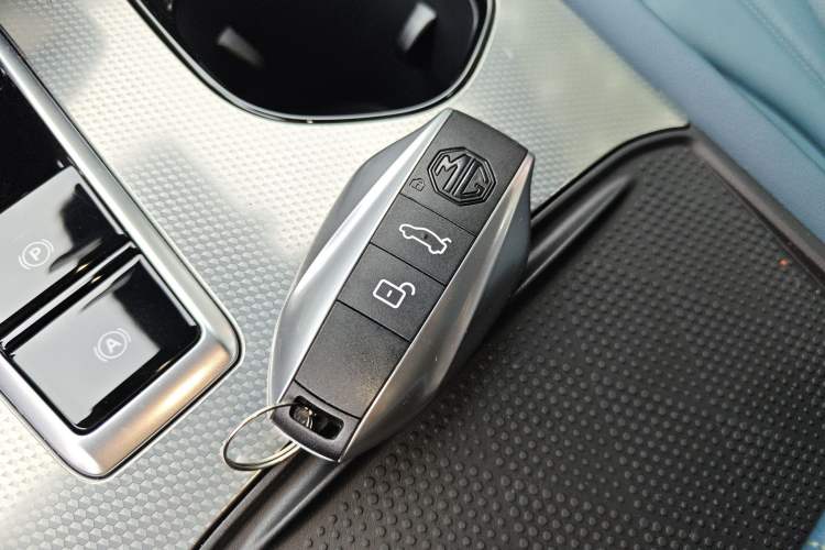 Used MG 7 2023 1.5T DCT Luxurious Supreme Edition