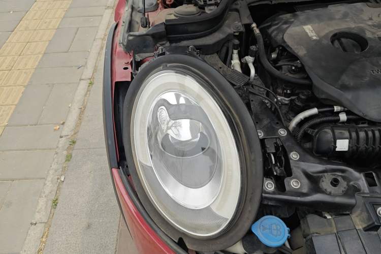 Used MINI 2016 2.0T COOPER S Pioneer Edition Five-Door Model Exterior 3