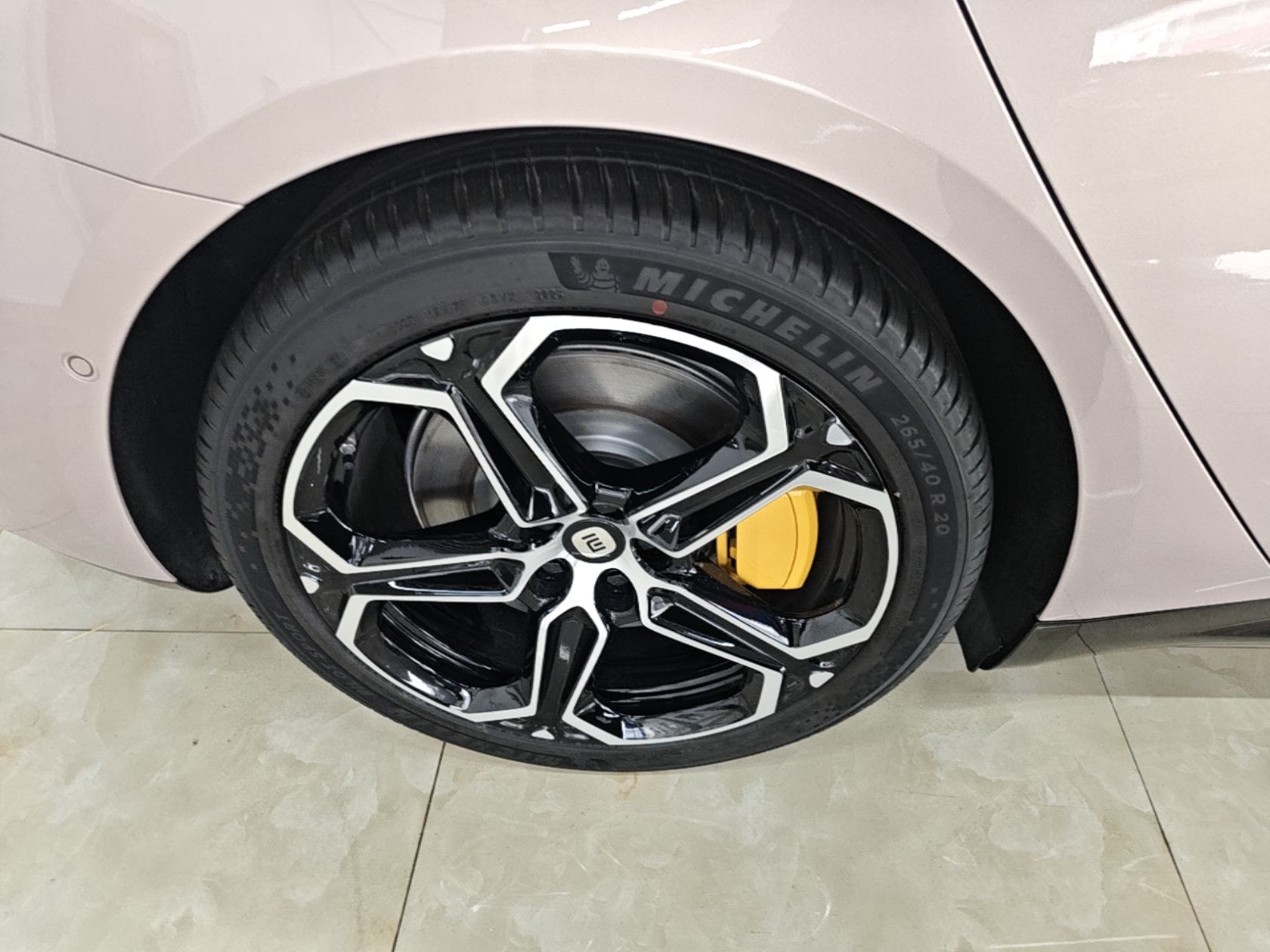 Xiaomi Auto SU7 2026 Model Standard Edition — снимка 11