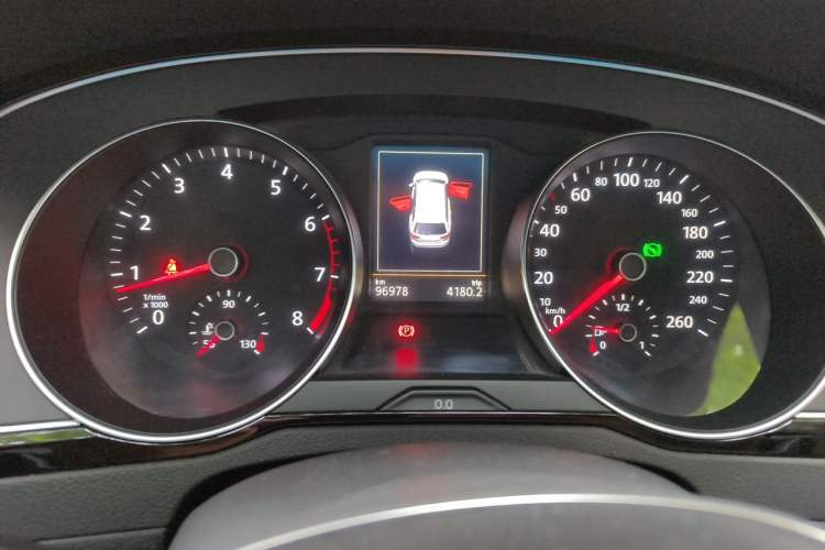 Used Volkswagen Variant 2018 380TSI Two-Wheel Drive Comfort Edition