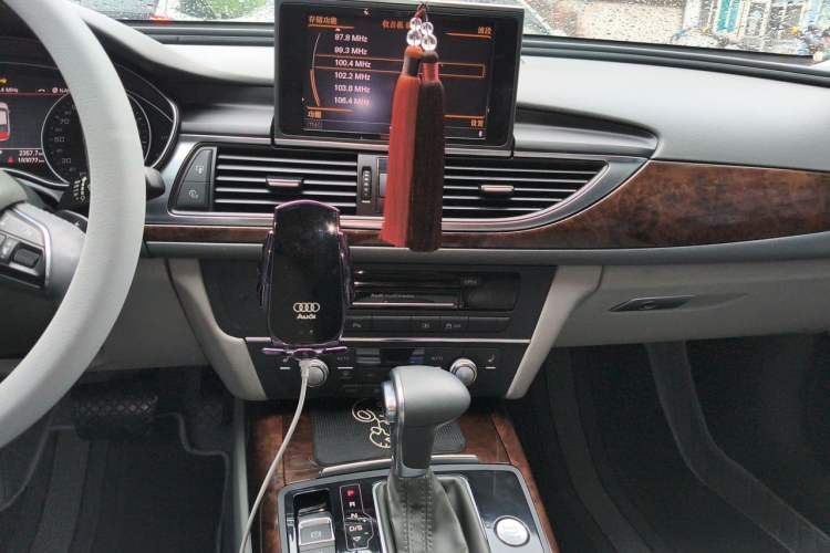 Used Audi A6L 2012 30 FSI Comfort Model
