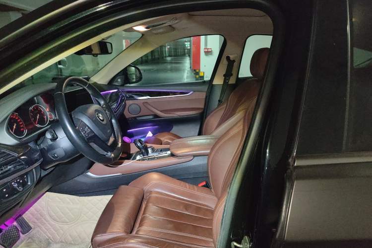 Used BMW X6 2018 xDrive28i
