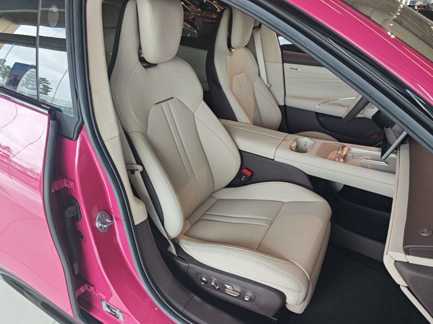 Xiaomi Auto SU7 2026 Model Pro — снимка 19