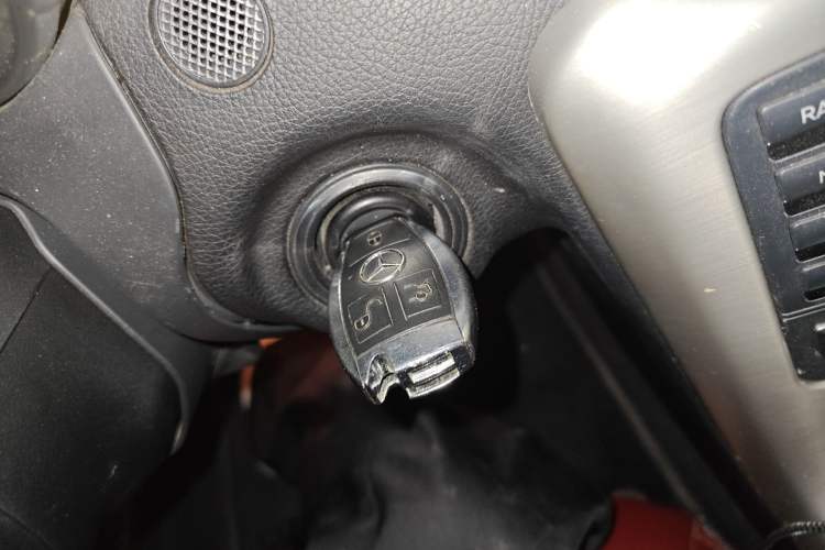 Used Mercedes-Benz SLK-Class 2011 SLK 200 Fashion Model Vehicle Key