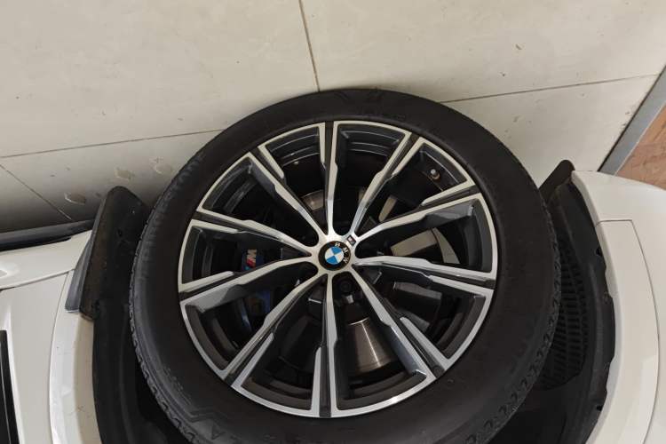 Used BMW X5 2019 xDrive40i M Sport U.S. specification
