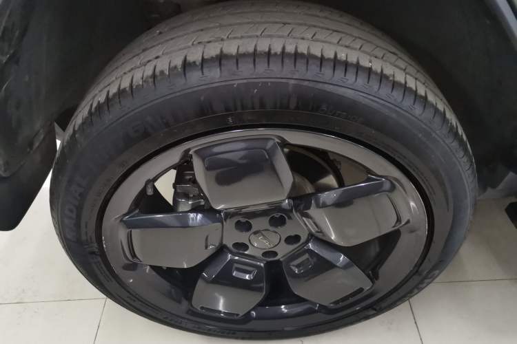 Used iCAR V23 2025 501 Four-Wheel Drive Intelligent Driving Version