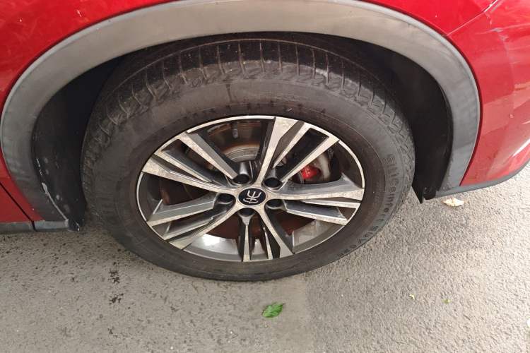 Used BYD Song Pro 2019 1.5T Automatic Prestige Model Right Front Wheel Hub