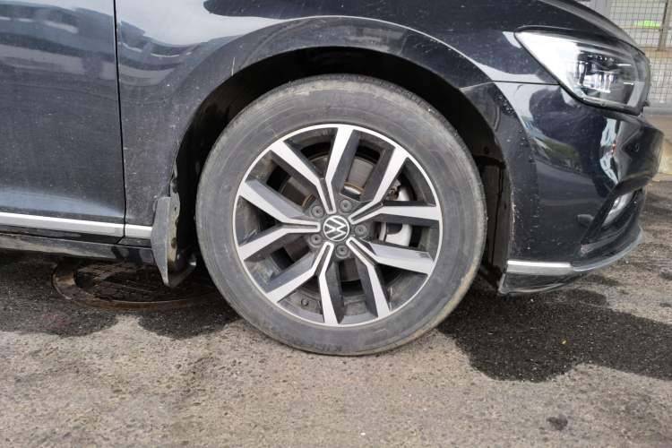 Used Volkswagen Magotan 2020 330TSI DSG Leading Model
