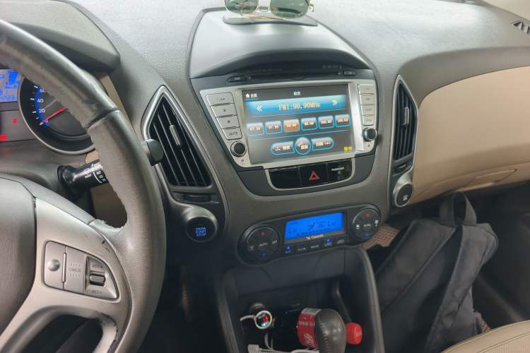 Used Hyundai ix35 2012 2.0L Automatic Two-Wheel Drive Elite Edition GLS