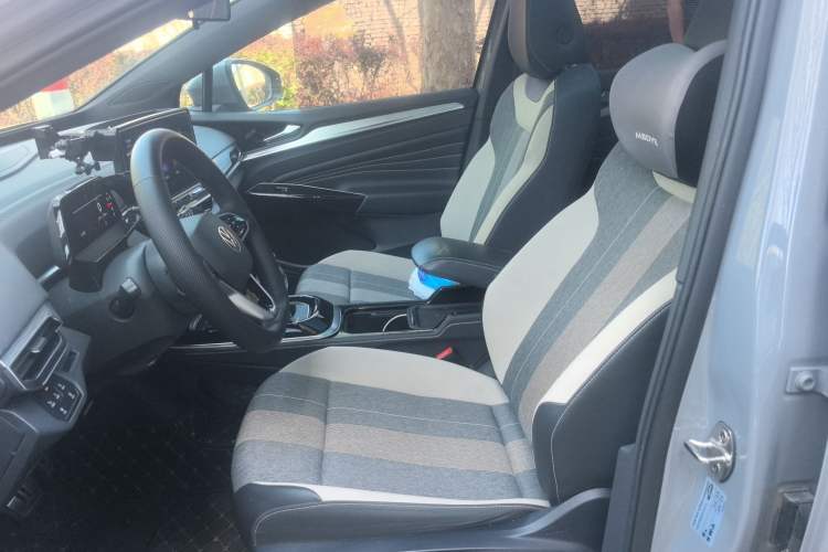 Used Volkswagen ID.4 CROZZ 2024 Pure Edition Limited Edition Left Front Seat