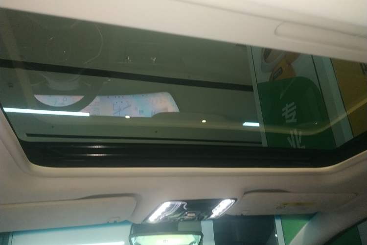 Used Buick GL8 New Energy 2024 Lu Zun Luxury Edition 7-Seater
