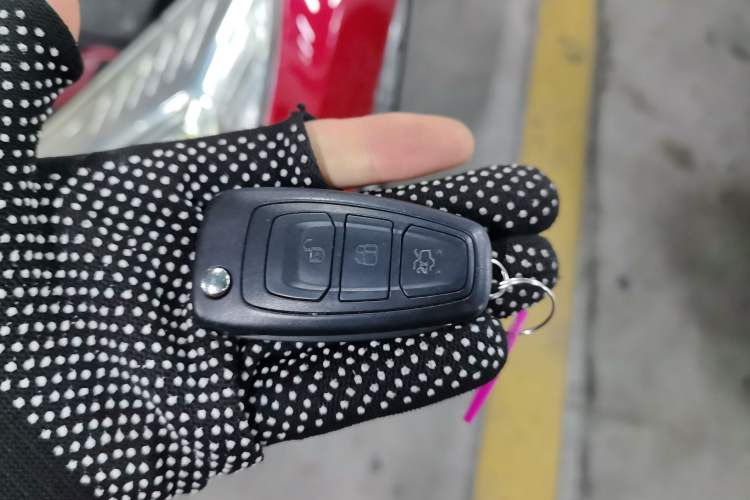 Used Ford Focus 2012 Hatchback 1.6L Automatic Fashion Edition
