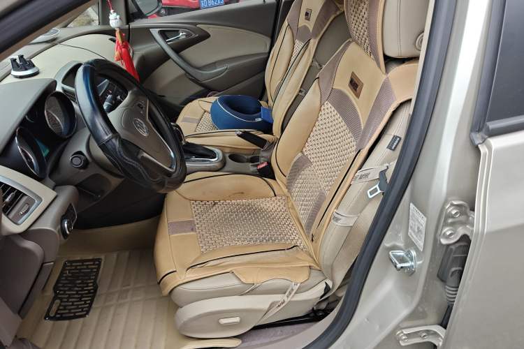 Used Buick GT 2013 GT 1.6L Automatic Fashion Edition
