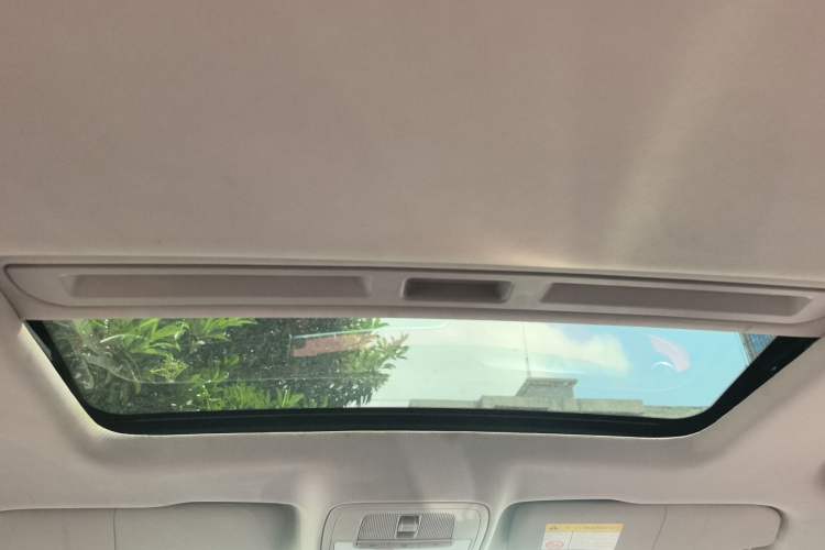 Used MG 6 2019 20T Automatic Trophy 10th Anniversary Edition Headliner