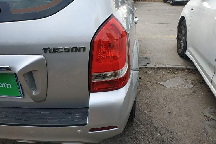 Used Hyundai Tucson 2013 2.0L Automatic Two-Wheel Drive Comfort Version
