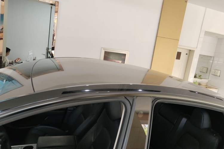 Used Tesla Model Y 2021 Long-Range All-Wheel-Drive Version 3D7