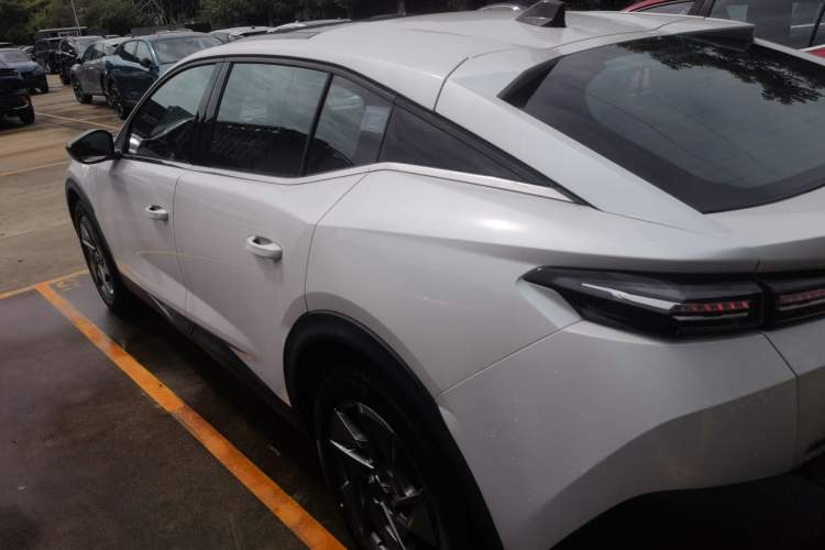 Used Peugeot 408X 2023 Gravity Edition
