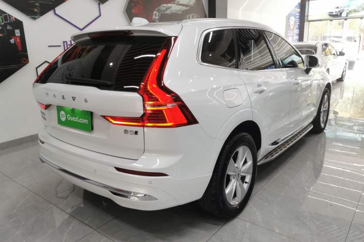 Used Volvo XC60 2022 B5 4x4 Zhiyi Luxury Edition
