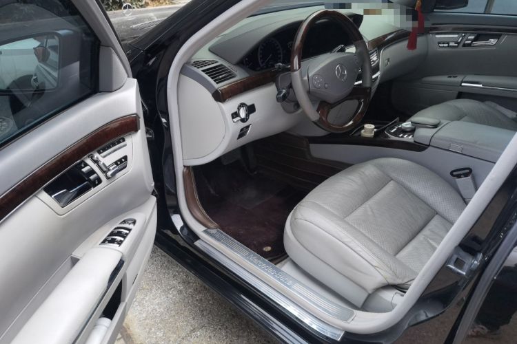 Used Mercedes-Benz S-Class 2012 S 400 L HYBRID Grand Edition Driver Seat