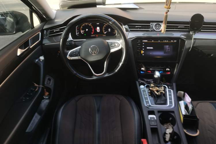 Used Volkswagen Magotan 2021 330TSI DSG 30th Anniversary Edition
