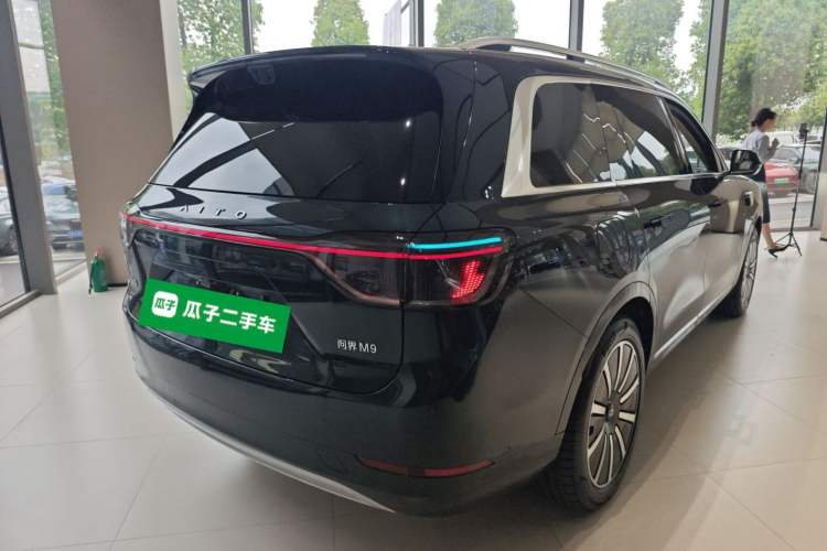 Used Hima AITO M9 2025 Extended-Range Ultra Version 52 kWh 6-Seater Rear Right 45 Deg