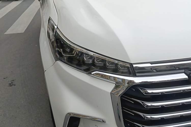 Used SAIC MAXUS G20 2019 First Edition 2.0T Automatic Luxury Version China V Standard

