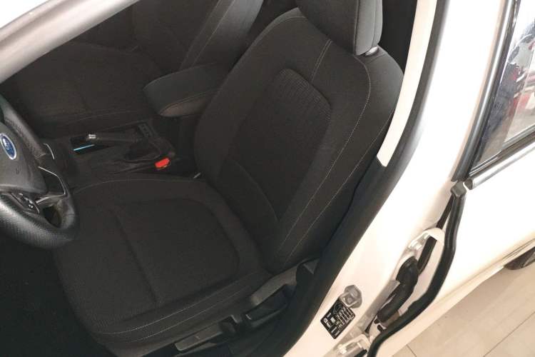 Used Ford Focus 2020 Sedan 1.5L Automatic Sharp Edition