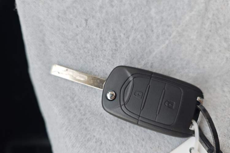 Used Wuling Yangguang 2025 Model 400km Bus Edition—Comfort Edition