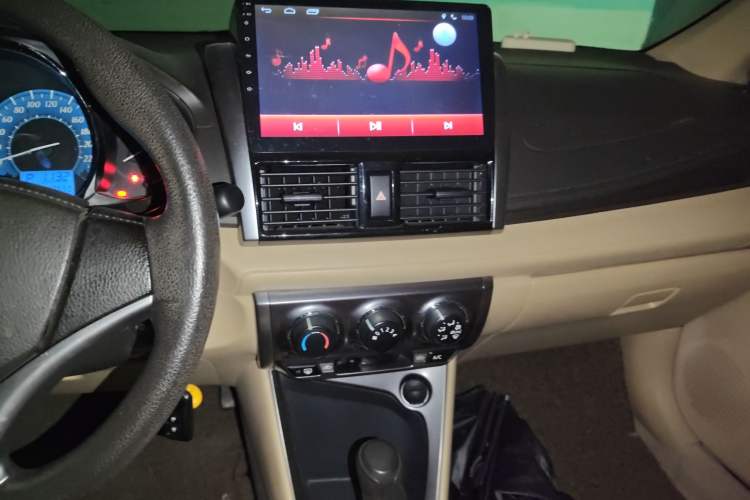 Used Toyota YARiS L Zhi Xuan 2014 1.5G Automatic Xuan Dong Edition Audio And AC Panel