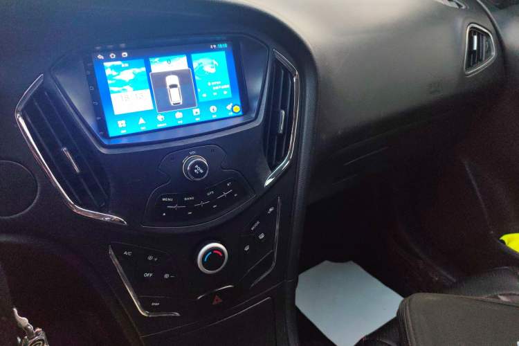 Used GAC Trumpchi GA3S Vision 2014 1.6L Manual Elite Edition Audio And AC Panel