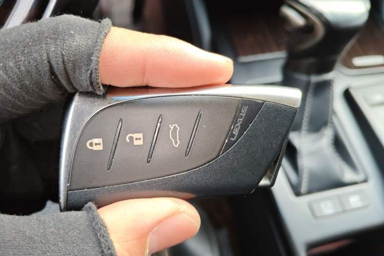 Used Lexus ES 2018 300h Executive Version China V Standard